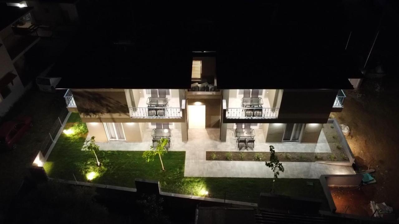 Kasta Family Apartments Нікіті Екстер'єр фото
